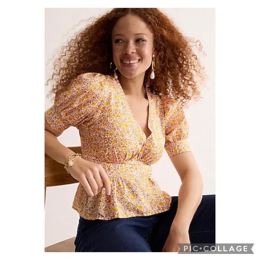 J Crew yellow puffed sleeve v-neck top in scattered blooms